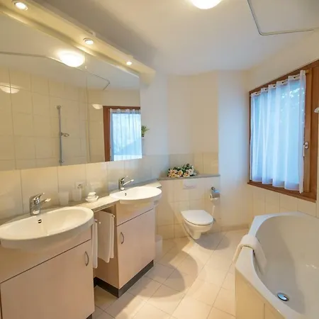 Casa Serena Apartment *
